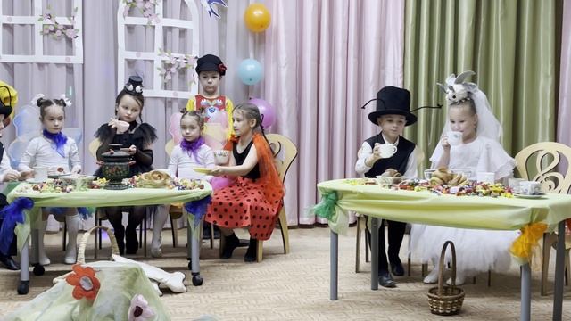 Спектакль "Муха-Цокотуха" , театральная студия "Синяя 🐦 птица" смотреть онлайн