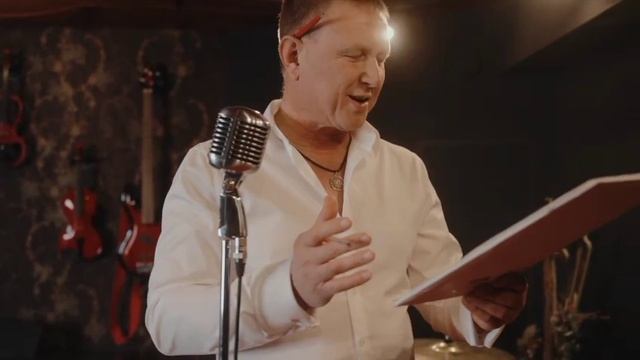 СЕРГЕЙ СУХАЧЁВ - Красные розы (2025) Премьера клипа! смотреть онлайн