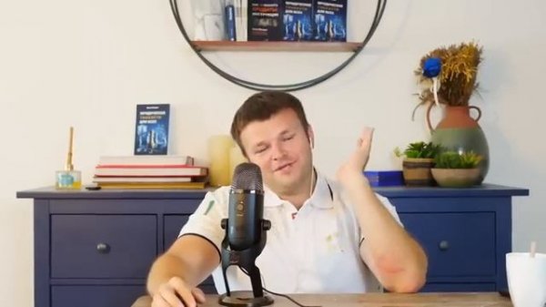 Жесткая перепалка с звонарём.mp4