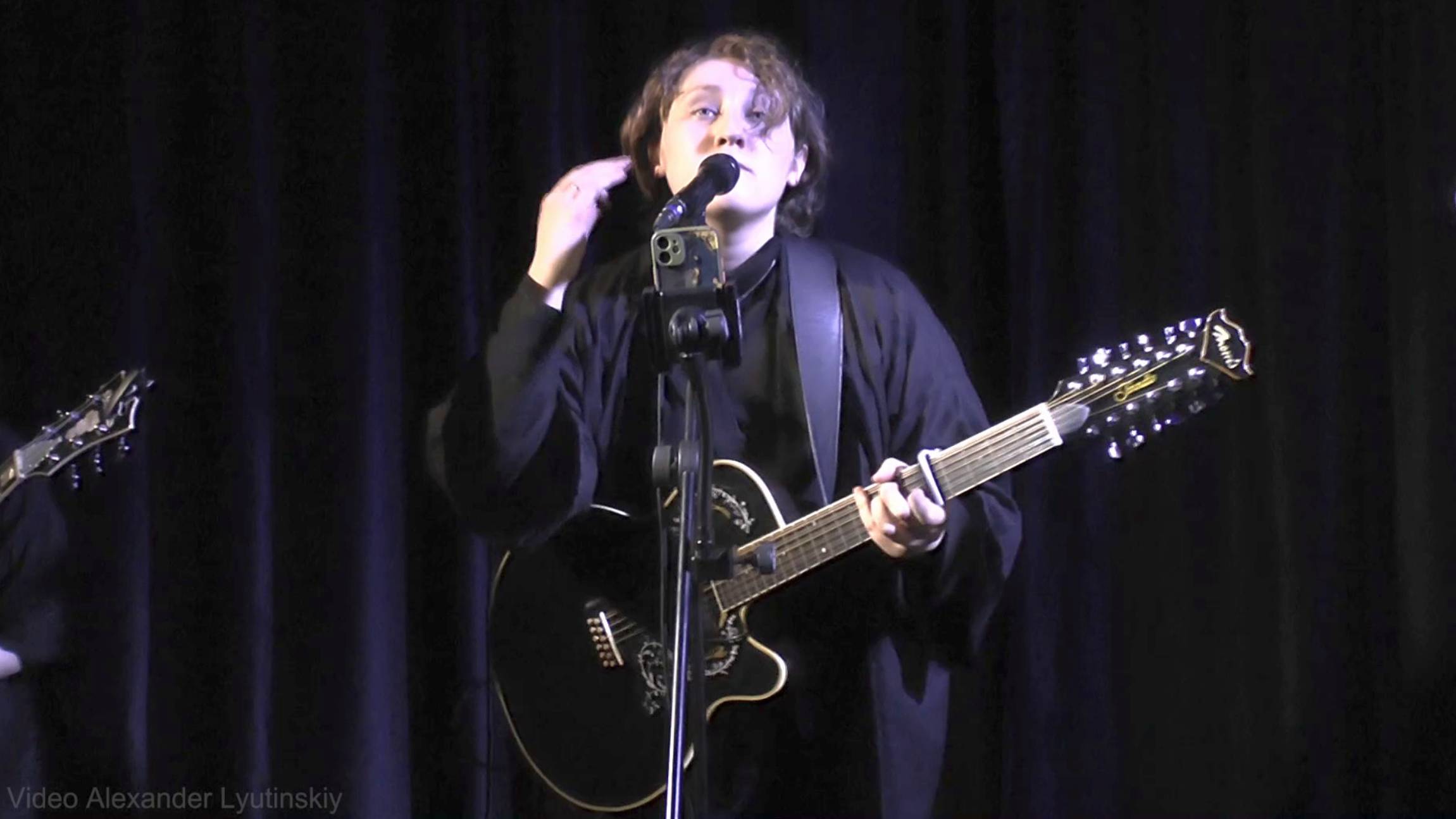 Огнева - Моя крыша едет в Питер смотреть онлайн