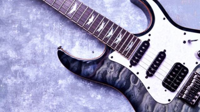 Beautiful Pop Backing Track in D смотреть онлайн