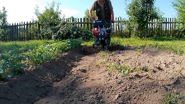 Мотоблок Boxbot MT-700 PRO 6+2 с ротоваторами на 1,2,3,4 передачах