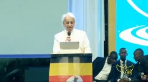 Божественность Иисуса.....Бенни Хинн...