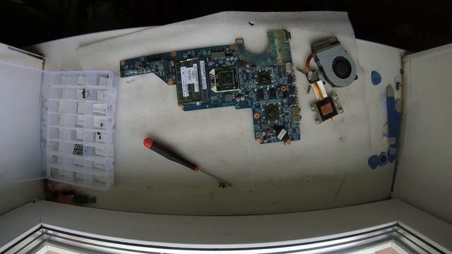 Ноутбук HP AR5B195 Разборка чистка и замена термопасты смотреть онлайн