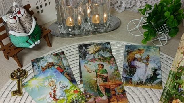 ЧТО ОН ДУМАЕТ О ТОМ, ЧТО Я ЧУВСТВУЮ К НЕМУ? гадание онлайн смотреть онлайн