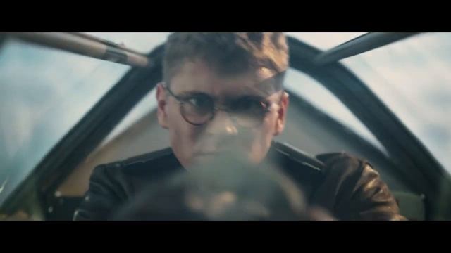 "Есть только МиГ"
Трейлер смотреть онлайн