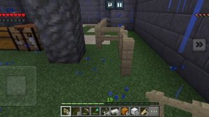 достраивал в замке свой дом и выживаю # 10.