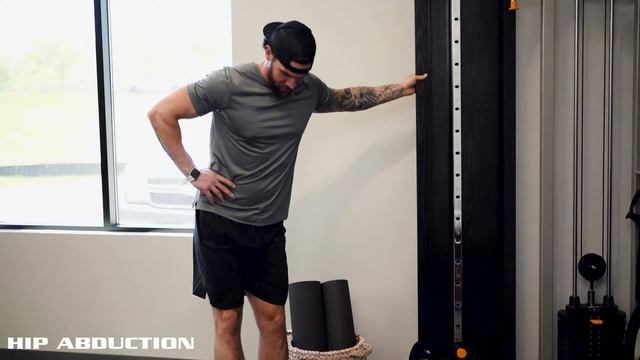 Упражнения на тренажере Многофункциональный силовой комплекс Torque F9. смотреть онлайн