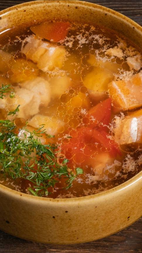 РЕЦЕПТ ВКУСНОЙ ДОМАШНЕЙ УХИ. УХА ПО ДОМАШНЕМУ смотреть онлайн