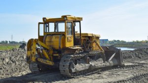 Бульдозер ЧТЗ Т-170. Запуск и работа. / Soviet bulldozer CHTZ T-170.