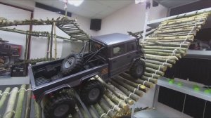 Тест Axial SCX10 6x6 на домашнем треке