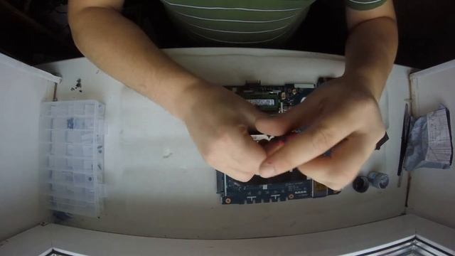 Ноутбук Asus X53U Разборка чистка и ремонт крепления экрана смотреть онлайн