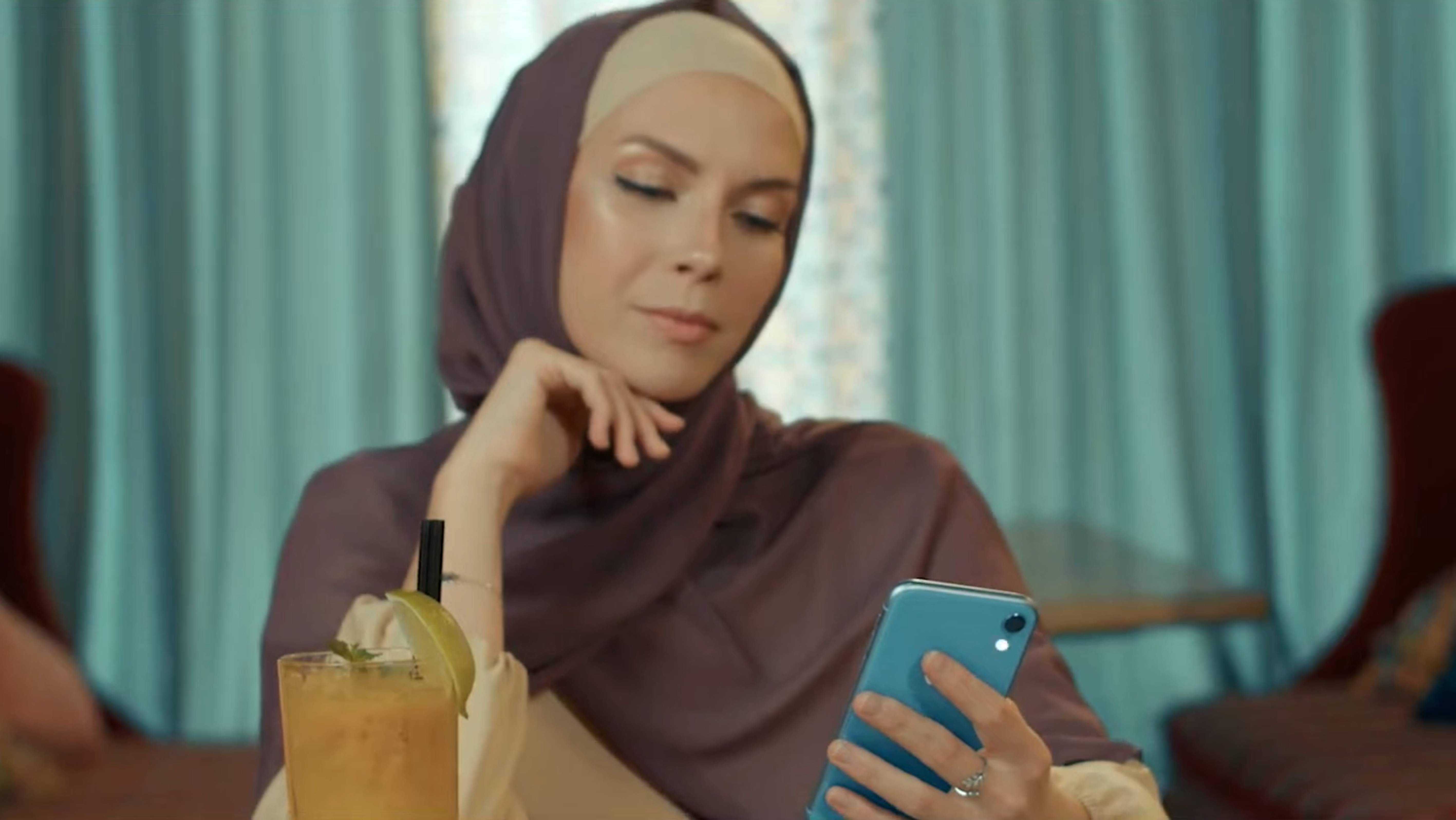 TakBir: dating without fakes! смотреть онлайн