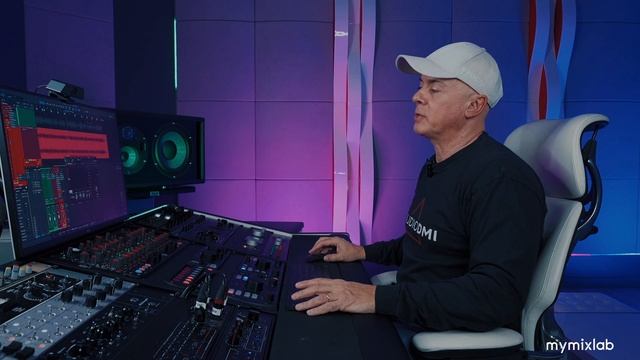How to Get a Loud Reggaeton Master смотреть онлайн
