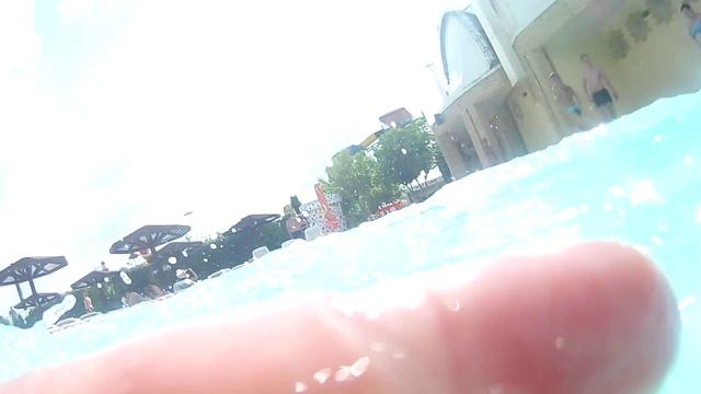 Аквапарк Анапа.Съезд с горы Камикадзе от первого лица смотреть онлайн