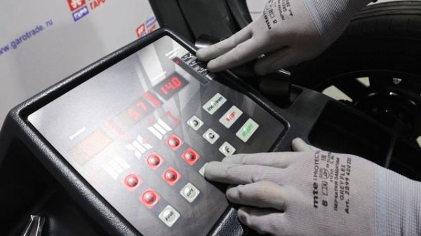 Балансировочный станок для легковых автомобилей и легкого коммерческого транспорта Rudetrans-RWB120