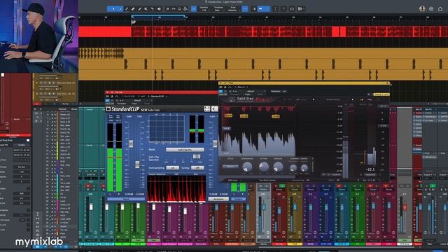 Loud and Punchy Drums with Parallel Clipping смотреть онлайн