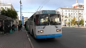 Троллейбус Екатеринбурга ЗиУ-682Г [Г00] №313 маршрут №12 на остановке "Азина"