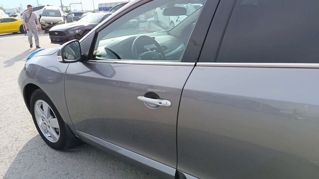 Renault Fluence 1,6 л. Бензин АКПП (110 л.с.) 2011 смотреть онлайн