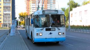 Троллейбус Екатеринбурга ЗиУ-682Г-016 (012) борт. №385 маршрут №33 на остановке "Фрезеровщиков"