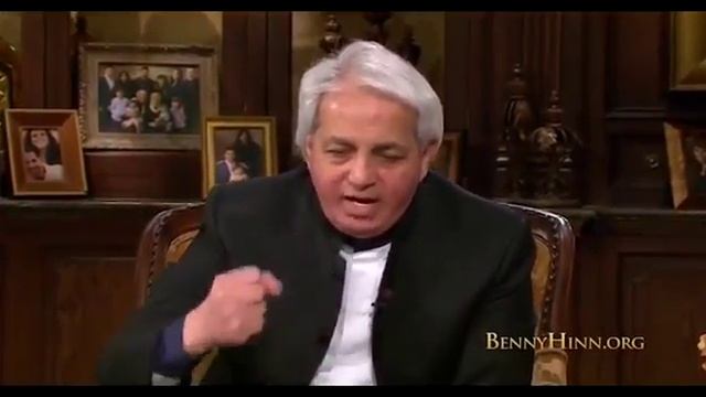 Бенни Хинн - проповедь финансы и защита смотреть онлайн
