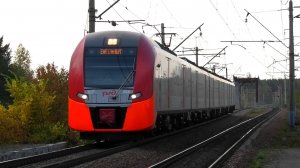 ЭС2Г-004 «Ласточка» сообщением Нижний Тагил — Екатеринбург-Пасс. пролетает о.п. Шайтанка