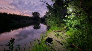 Астраханская обл. Река Ахтуба. Рыбалка в ночное время.