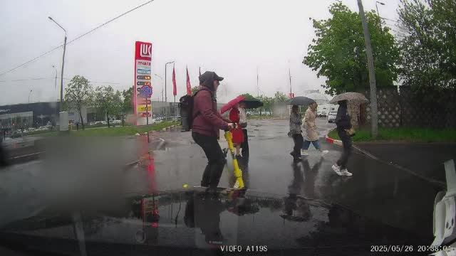 БЕШЕННЫЕ КОЛЁСА.САМОКАТЫ.\\моноколесо и грузовик\ехали два товарища\польский чек\ смотреть онлайн