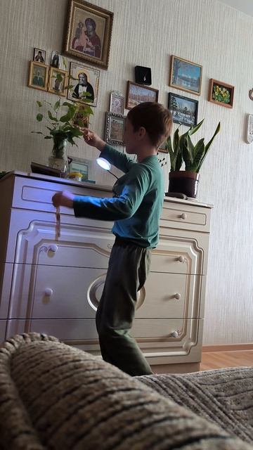 Мой брат стал лампой из PIXAR