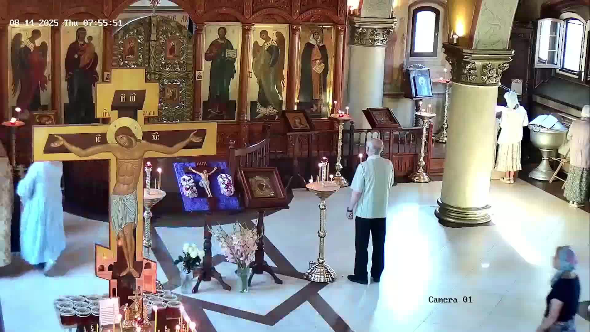 Божественная литургия. 14.08.2025 в 8-00. смотреть онлайн