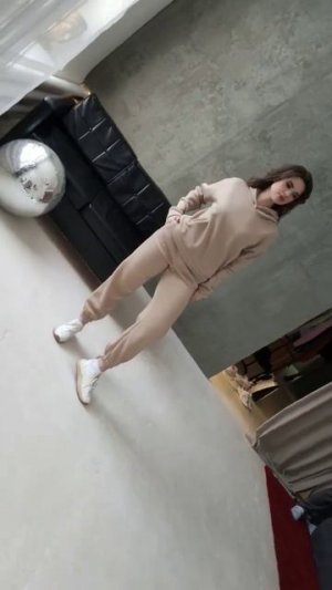 Спортивный костюм весенний ALEKSYS https://wildberries.ru/catalog/199985485/detail.aspx