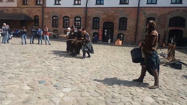 Сражения в Мирском замке смотреть онлайн