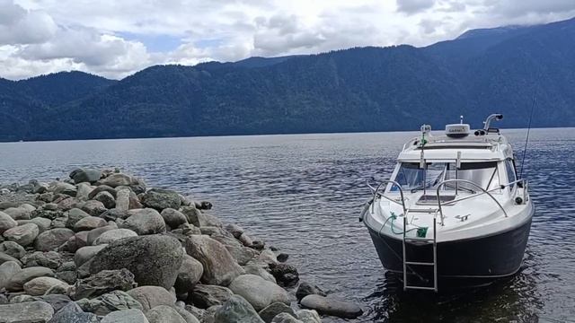 Водопады у Телецкого озера смотреть онлайн