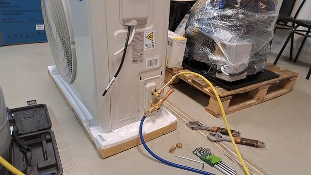 Станция сбора и рекуперации фреона