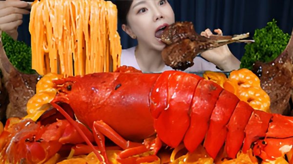 Мукбанг и Mukbang с Пылом: Огромный Лобстер и Острый Соус с Котлетами! 🦞🍝 Плюс Рецепт