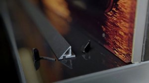 Алюминиевый водоотбойник  EDGE 01 от MGS MEBEL