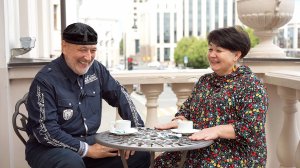 СТУДИЯДӘ КУНАКТА - Зөлфәт Хәким