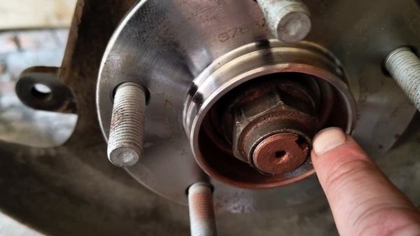 Mitsubishi Outlander (3G) замена задней ступицы