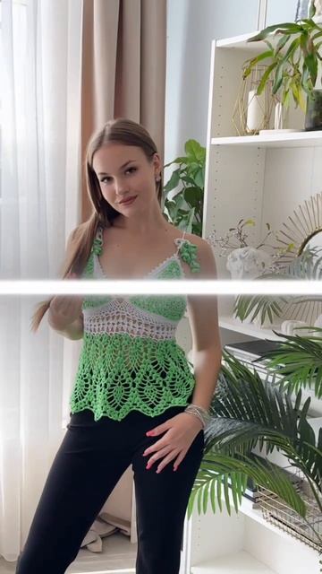 Эксклюзивный летний топ связанный крючком