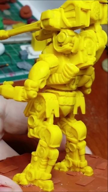 Слепил робота из игры.