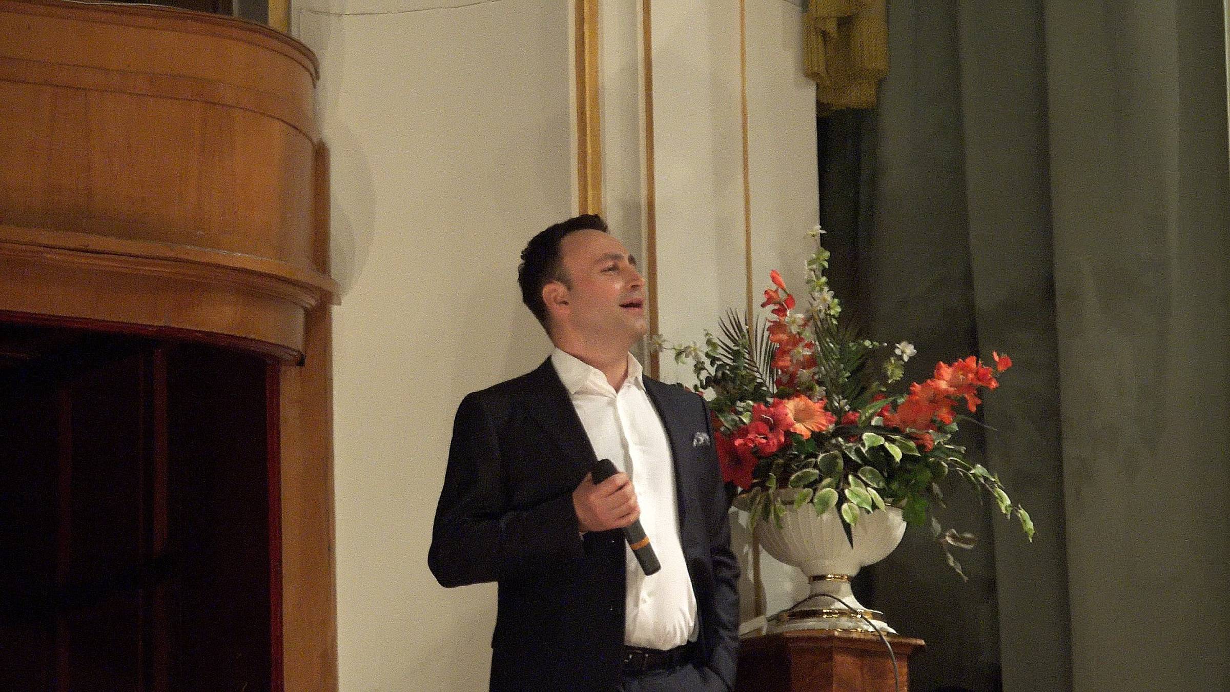 "Дорога" - Владислав Косарев и Ансамбль русских народных инструментов смотреть онлайн