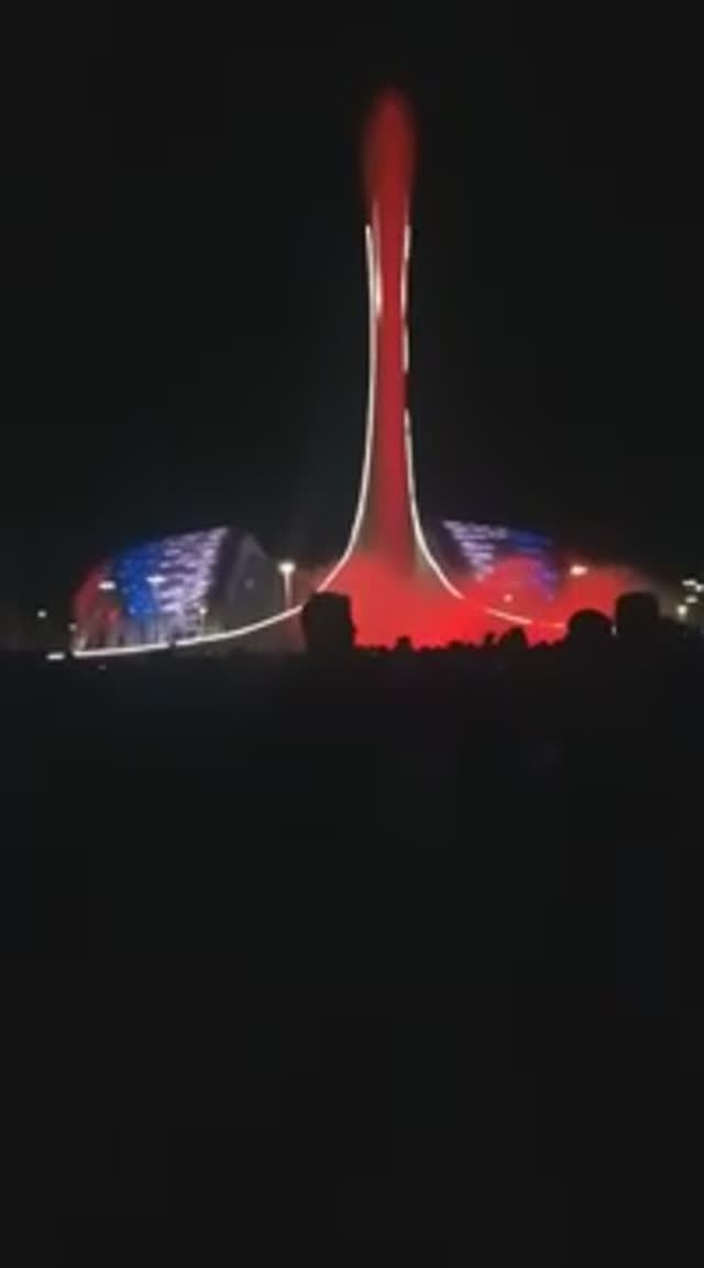 ПОЮЩИЕ ФОНТАНЫ в СОЧИ смотреть онлайн