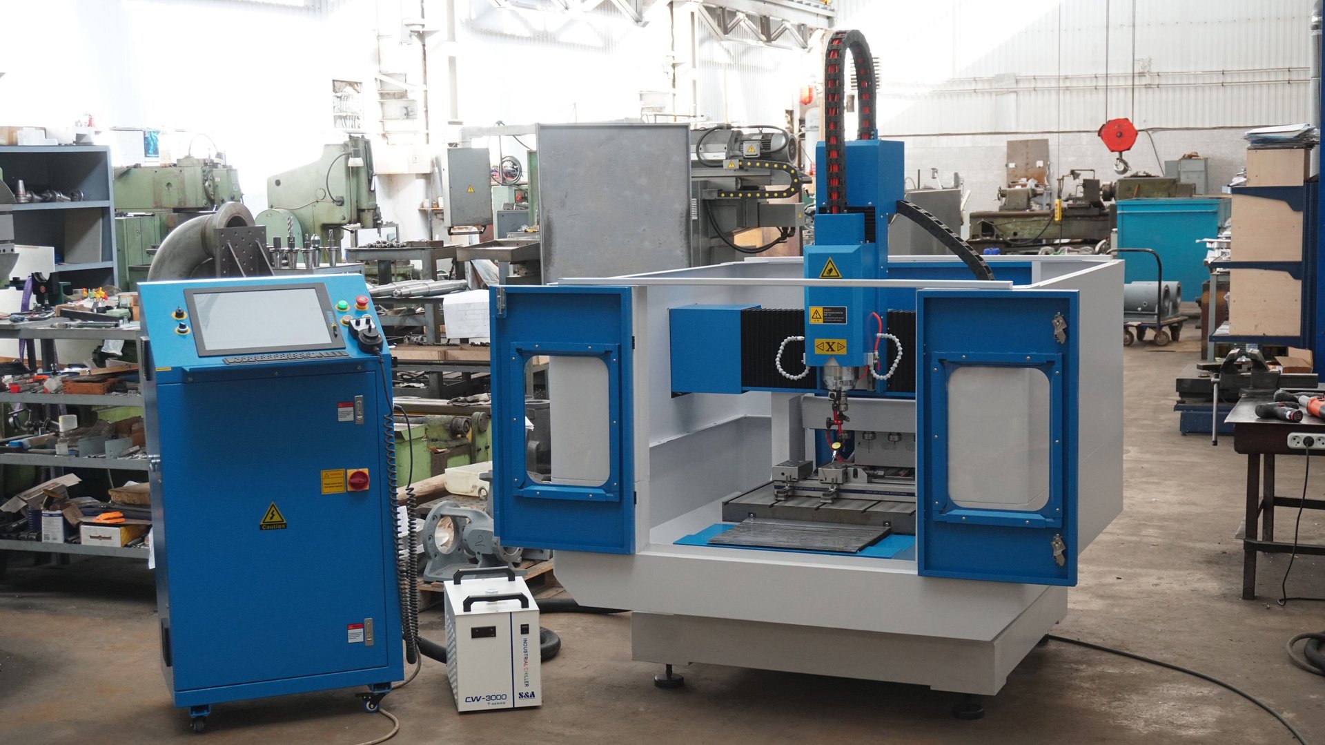 DIRTEC 6060ATC-S - серво, автосмена инструмента, стойка Syntec, фрезеровка алюминия (рабочие тесты) смотреть онлайн