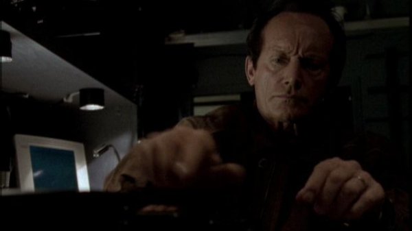 Сериал Тысячелетие – 1 сезон 5 серия / Millennium