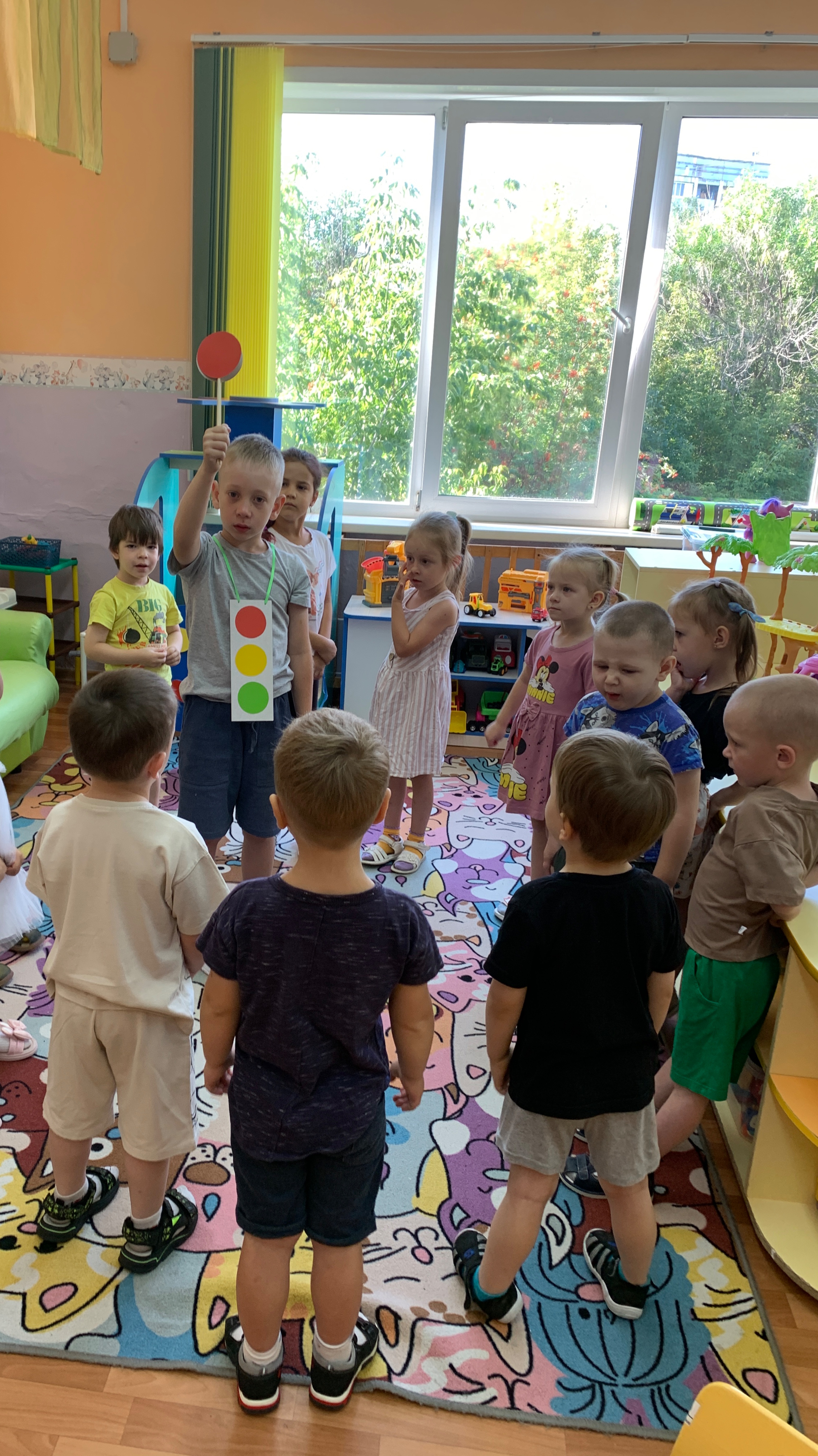 Учим ПДД вместе со светофором🚦