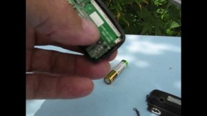 Сломалось  крепление у брелка сигнализации. Простой ремонт.