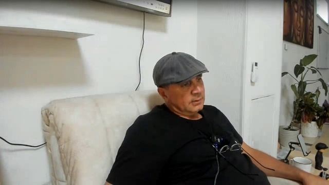 Когда ты осуждаешь ближнего, ты осуждаешь Бога в себе смотреть онлайн