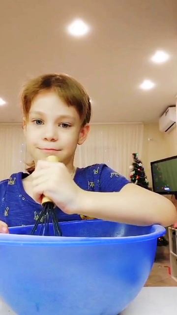 Стряпаем с мамой кексы смотреть онлайн