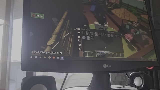 Играю в Grow A Garden с братом.😁