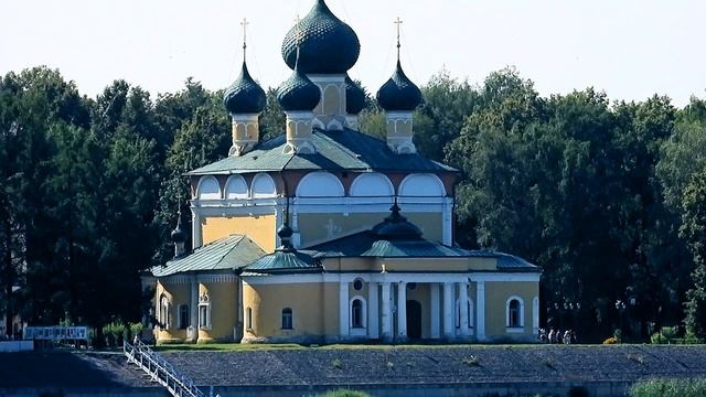 Углич — город в России